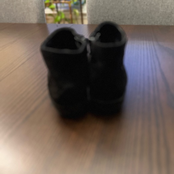 Black suede zip up boots | cate and jack - Picture 4 of 6